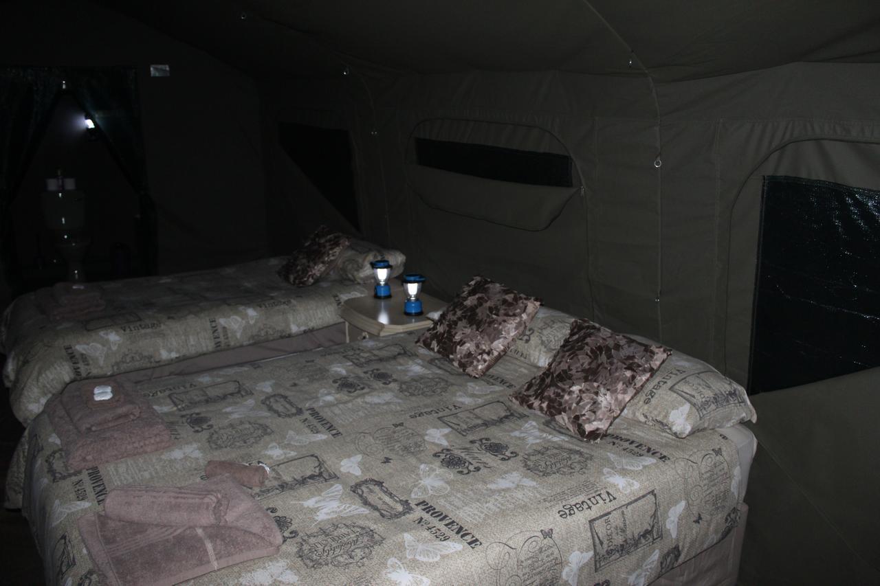 Luxe tent Mzsingitana Tented Camp *